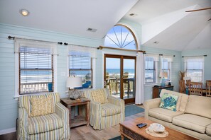 Tv, pejs, dvd-afspiller