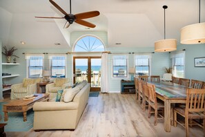 Tv, pejs, dvd-afspiller