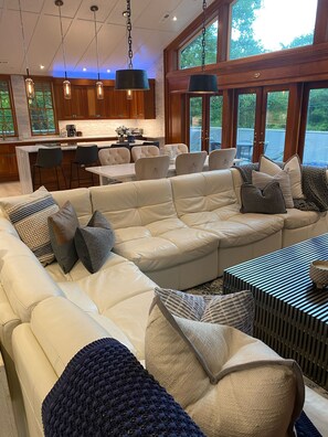 Smart TV, fireplace, stereo, printers