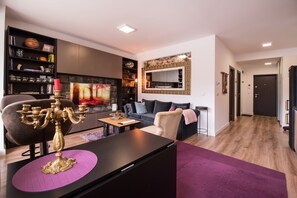 Elite Apartment | Living area | Smart TV - Apartment Castel Suite (Sinaia)