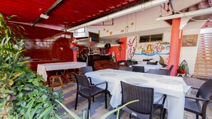 Coffee shop - Hostal Tongo Reef (Puerto Baquerizo Moreno)