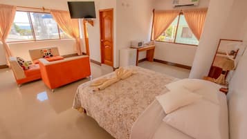 Junior Room, Balcony | 1 bedroom, in-room safe, individually decorated, individually furnished