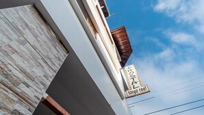 Exterior detail - Hostal Tongo Reef (Puerto Baquerizo Moreno)