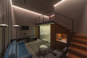 Ropa de cama hipoalergénica y minibar