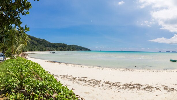 Beach nearby - Flora's Self Catering (Mahé Island)