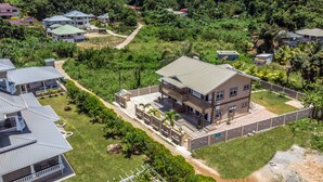 Aerial view - Flora's Self Catering (Mahé Island)
