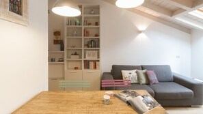 公寓 (1 Bedroom) | 客廳 | 平面電視