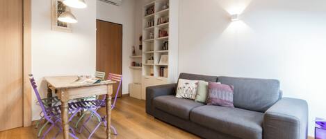 Apartment (1 Bedroom) | Front of property