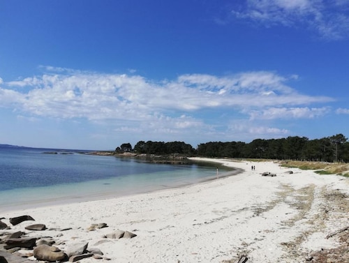 Private terrace + bikes and parking | An Illa de Arousa, 2 minutes from the beach