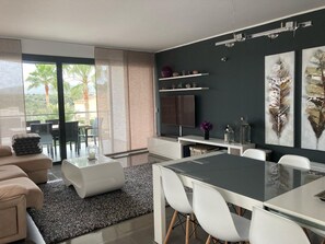 Interior - Luxury chalet: private pool, close to the beach, W-Lan incl., quiet location, village within walking distance  (Cala Mendia)