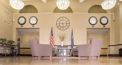 Economy Hotel Plus Wichita