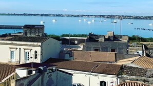 View from property - B&B Sikuli e Sikani (Syracuse)