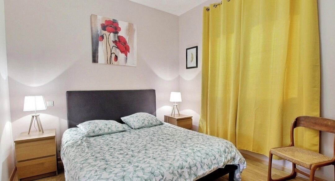 6 Schlafzimmer, Bügeleisen/Bügelbrett, Reisekinderbett, Bettwäsche