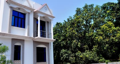 MAISON DE VILLE CHOUDHARY