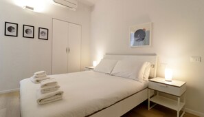 Lägenhet - 1 sovrum | Sängtillbehör av högsta kvalitet, skrivbord, barnsängar och gratis wi-fi