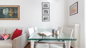 Apartment (1 Bedroom) | In-room dining - Italianway - Mosè Bianchi 2 (Milan)