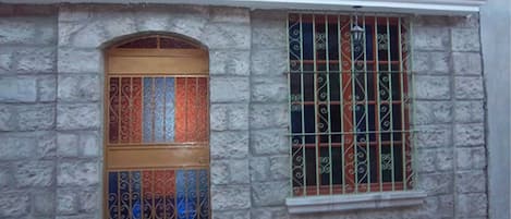 EntrĂ©e de lâhĂ©bergement