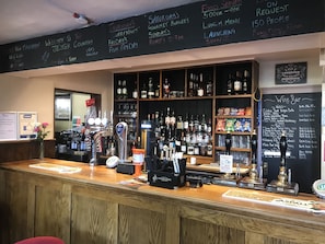 Bar (på overnattingsstedet)