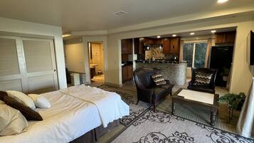 1 Schlafzimmer, Schreibtisch, Bügeleisen/Bügelbrett, kostenloses WLAN