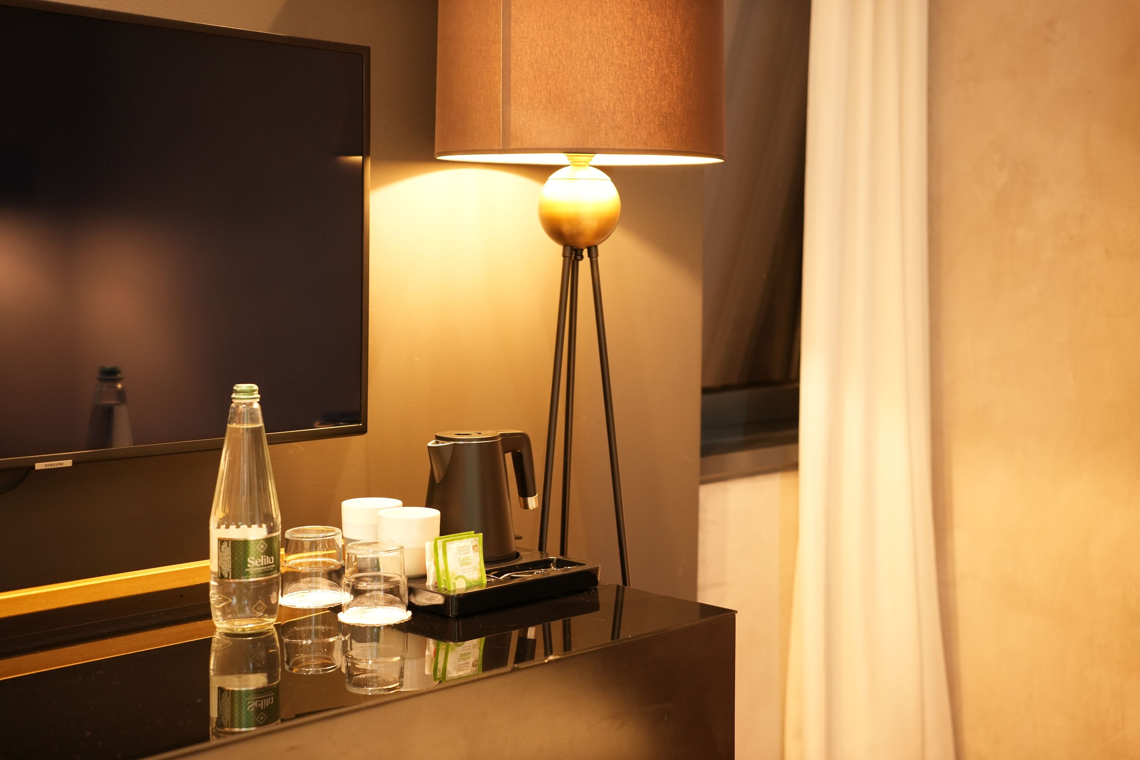 Photo - La Suite Boutique Hotel