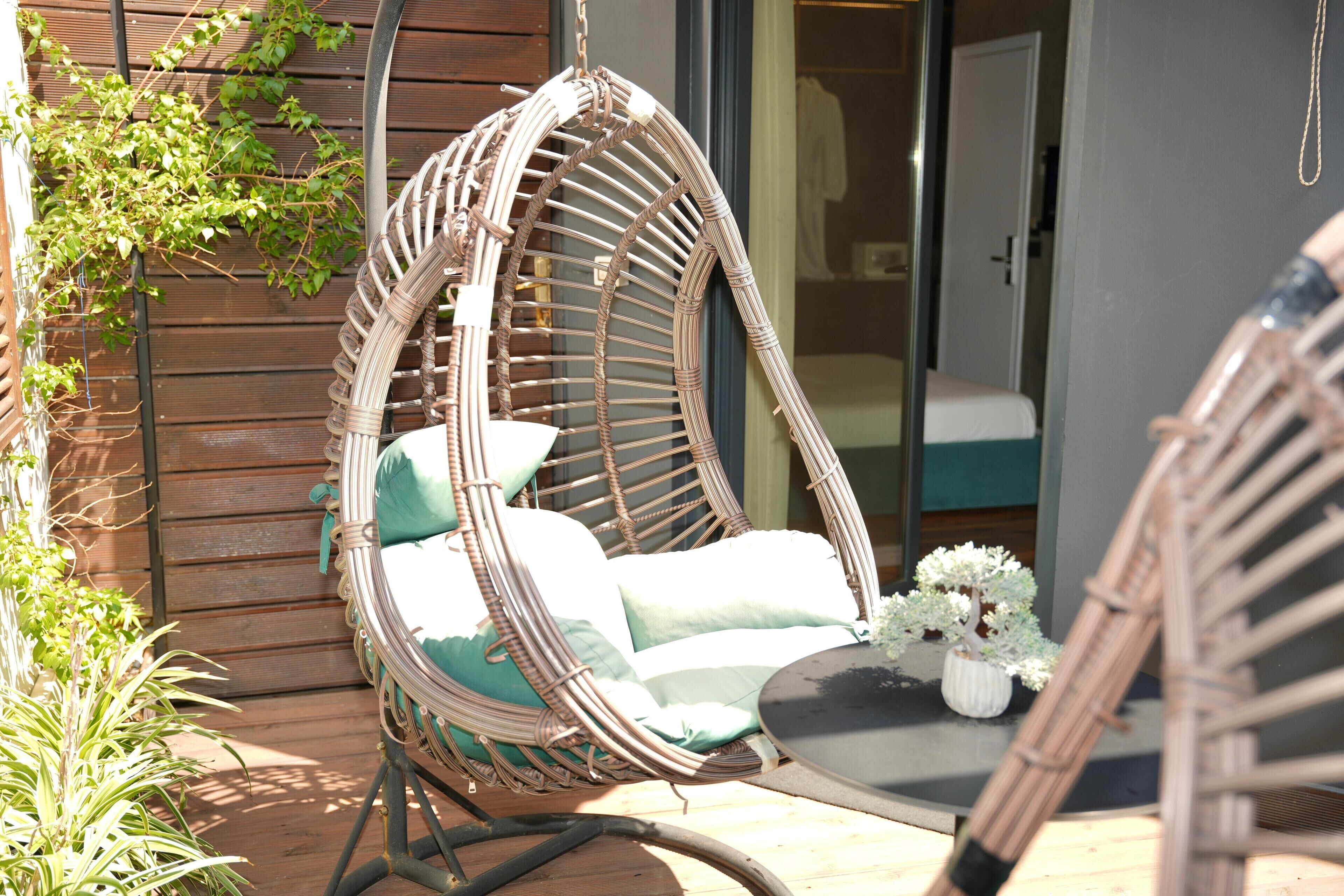 Habitació doble Deluxe | Minibar, caixa forta a l'habitació i escriptori 