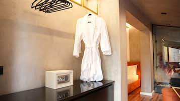 Standard Room (Sweet 403) | Wardrobe