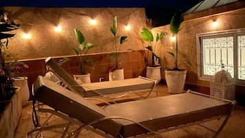 Family House, 3 Bedrooms, Pool Access, City View | Terrace/patio