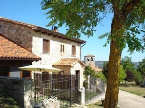 Exterior - Villamoronta Rural Cottage for 2 +1 people (La Rad)