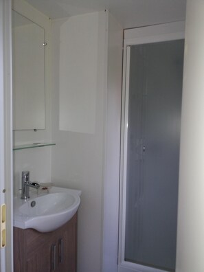 Douche, papier de toilette
