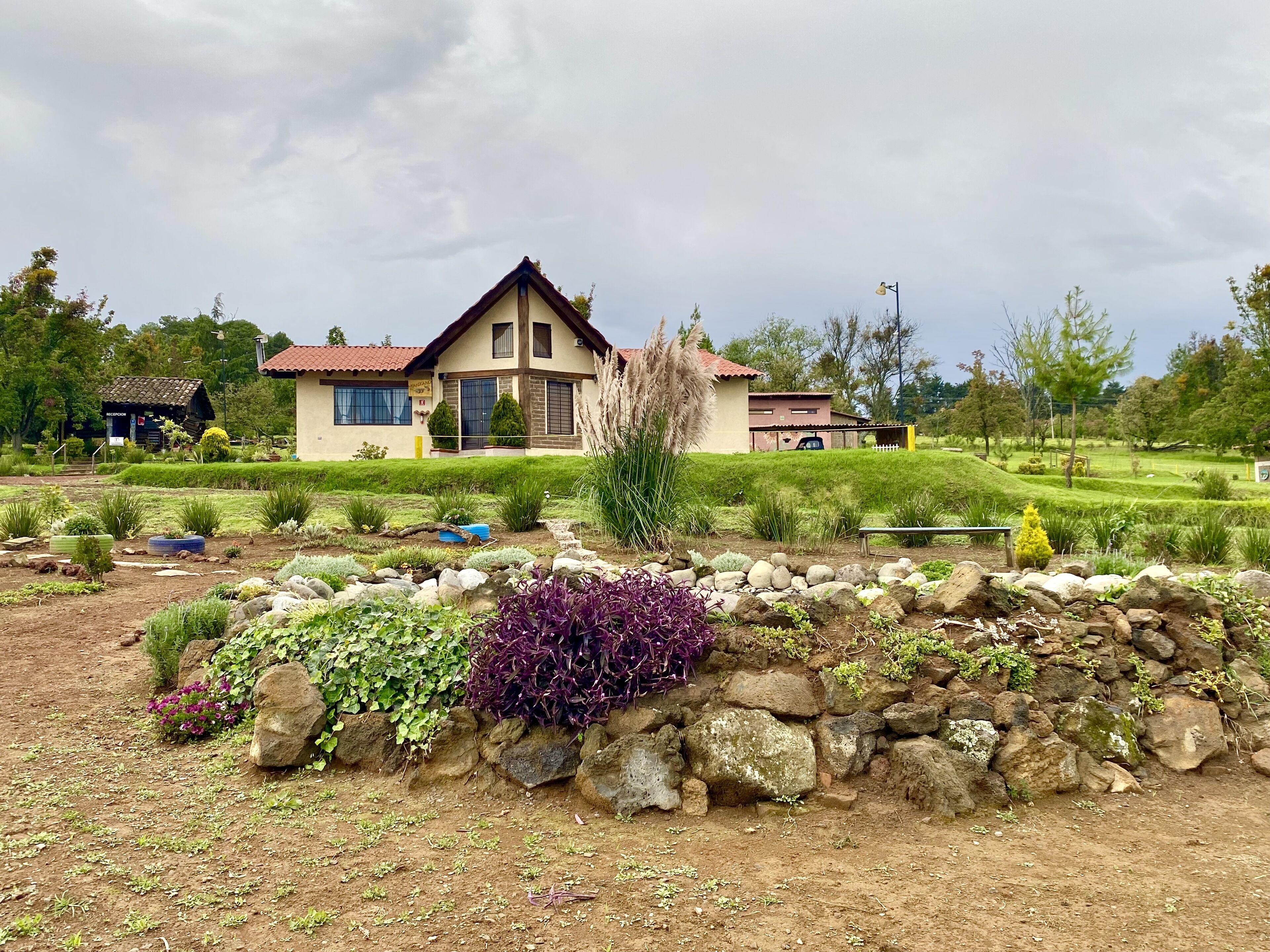Cabaña familiar, 3 habitaciones, chimenea, vista a la montaña (Manzano) | Ropa de cama de alta calidad y decoración personalizada 