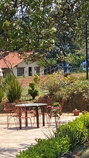 Cabane Familiale, 2 lits doubles, cheminée, vue montagne (Ciruelo) | Literie de qualité supérieure, décoration personnalisée