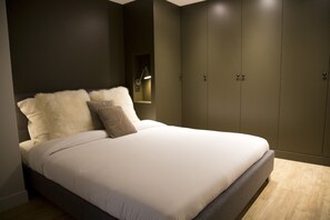 2 Schlafzimmer, Schreibtisch, Bügeleisen/Bügelbrett, kostenloses WLAN