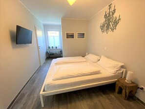 1 Schlafzimmer, Bügeleisen/Bügelbrett, Reisekinderbett, kostenloses WLAN