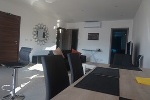 Interior - Clean, Modern, Central, 2 Bedroom Apartment Swieqi (Is-Swieqi)