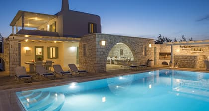 Villa Dionysos - villa avec piscine extérieure