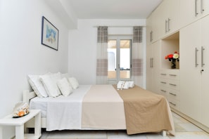 4 slaapkamers, een kluis op de kamer, wifi, beddengoed