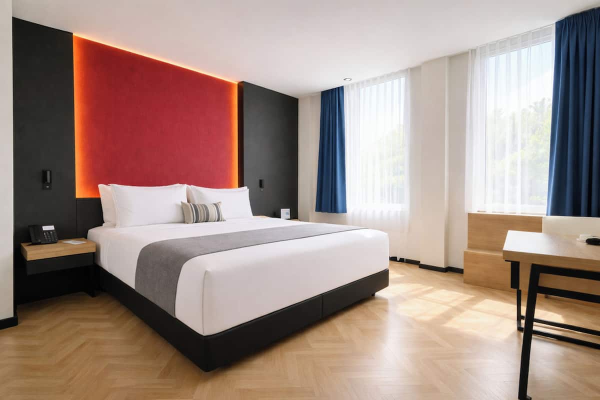 Terrace Suite with Bathtub - Pyramid Tower