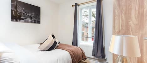 2 Schlafzimmer, Bügeleisen/Bügelbrett, WLAN, Bettwäsche