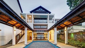 Lobby - Townhouse OAK Edassery's Sealine Villa Stay (Kochi)