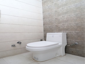 Free toiletries, towels