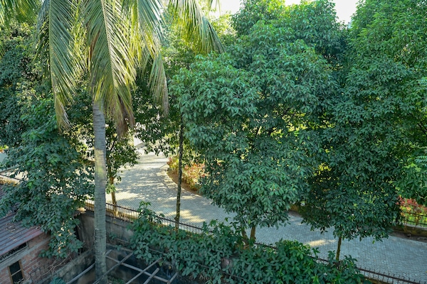 Standard Double Room, 1 King Bed | Free WiFi, bed sheets