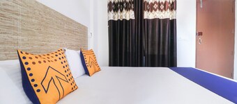 OYO 43300 Spring Woods Suites