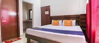 OYO 43300 Spring Woods Suites