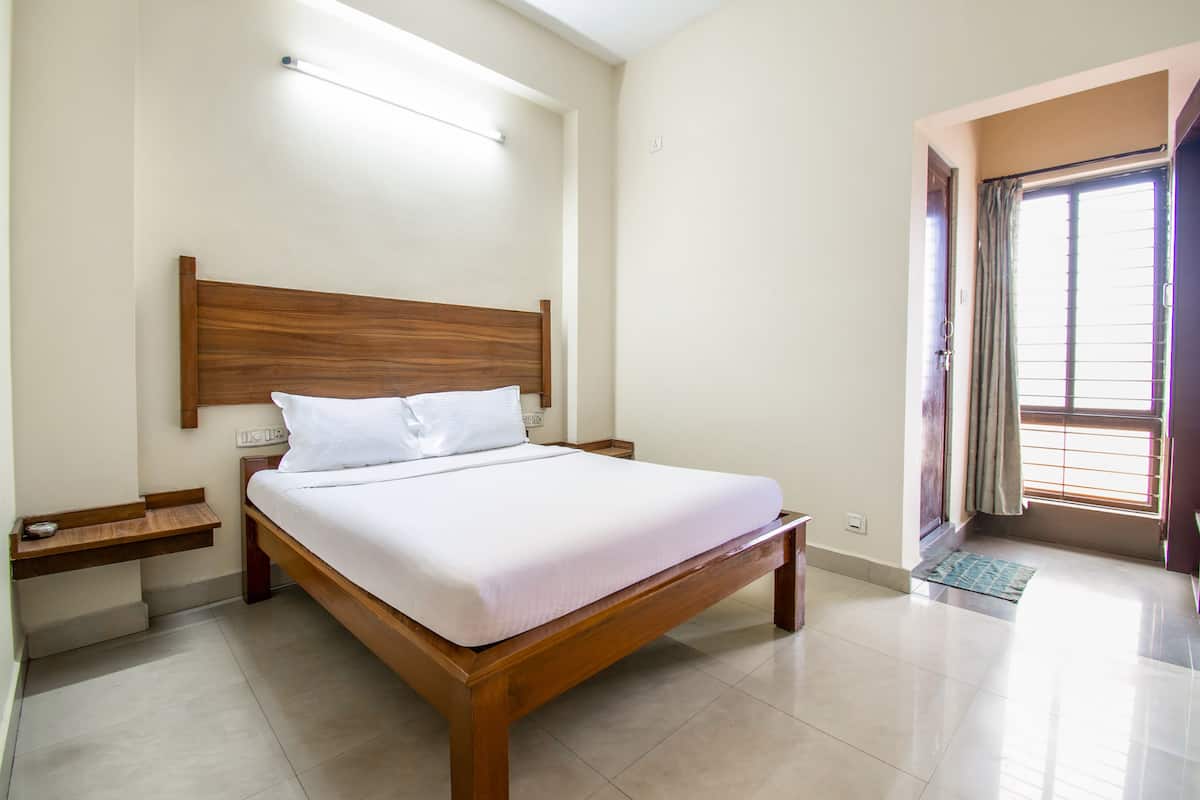 classic double or twin room | free wifi, bed sheets