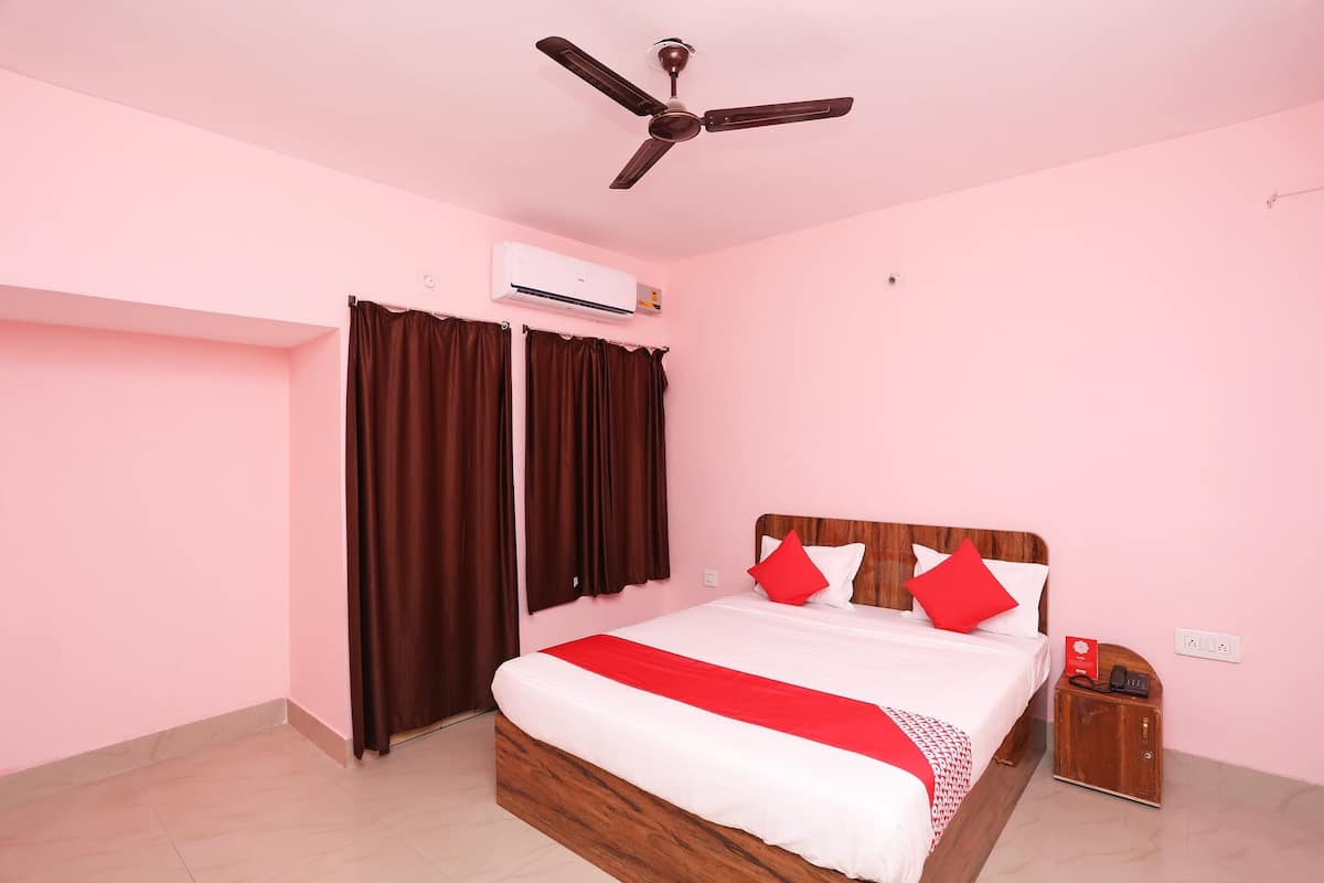 Standard Double Room | 1 bedroom, free WiFi, bed sheets