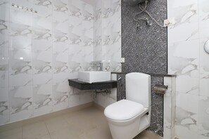 Free toiletries, towels
