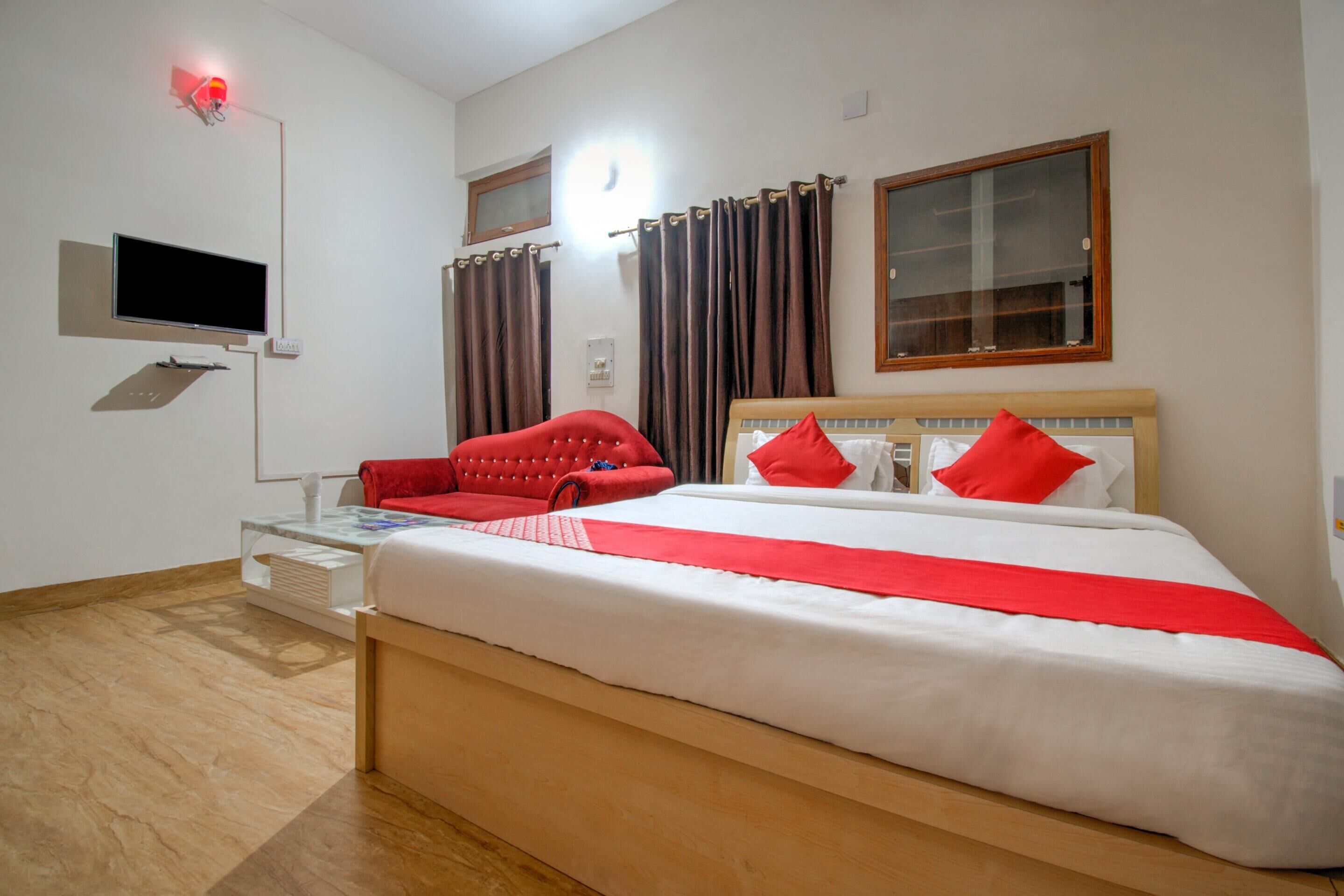Double or Twin Room | Free WiFi, bed sheets