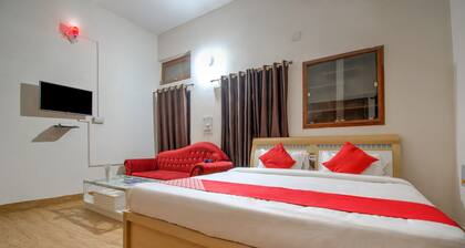 OYO Flagship 23420 Patliputra Heritage Guest House