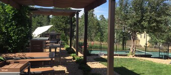 Mountain home with hot tub, court, & city views!