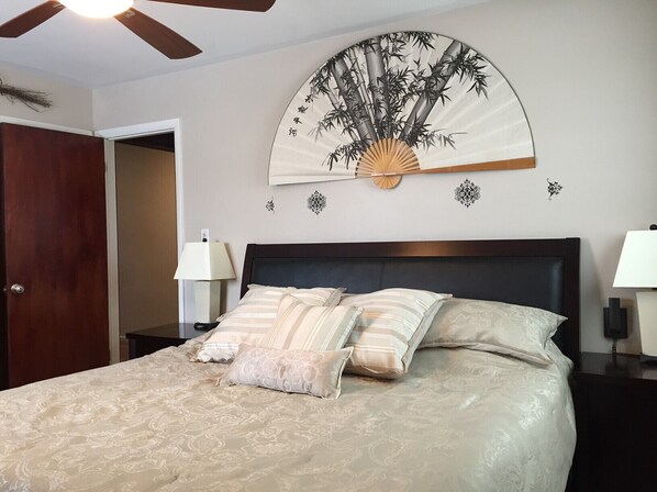 4 bedrooms, desk, iron/ironing board, free WiFi